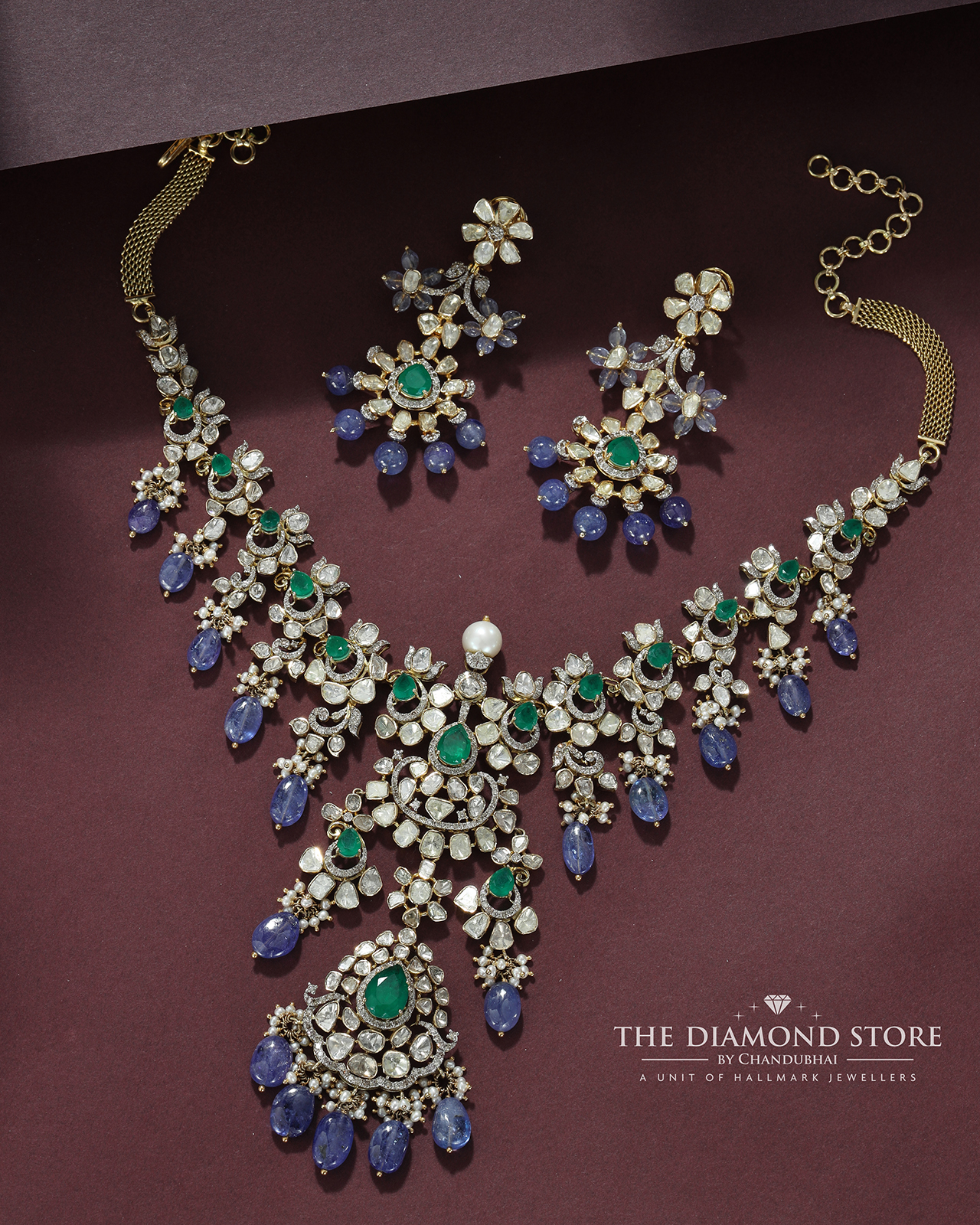 NECKLACE. PNK PNK 
